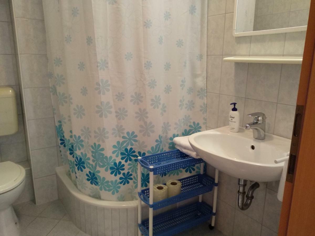 Sunny Blue Apartments 오미스 외부 사진